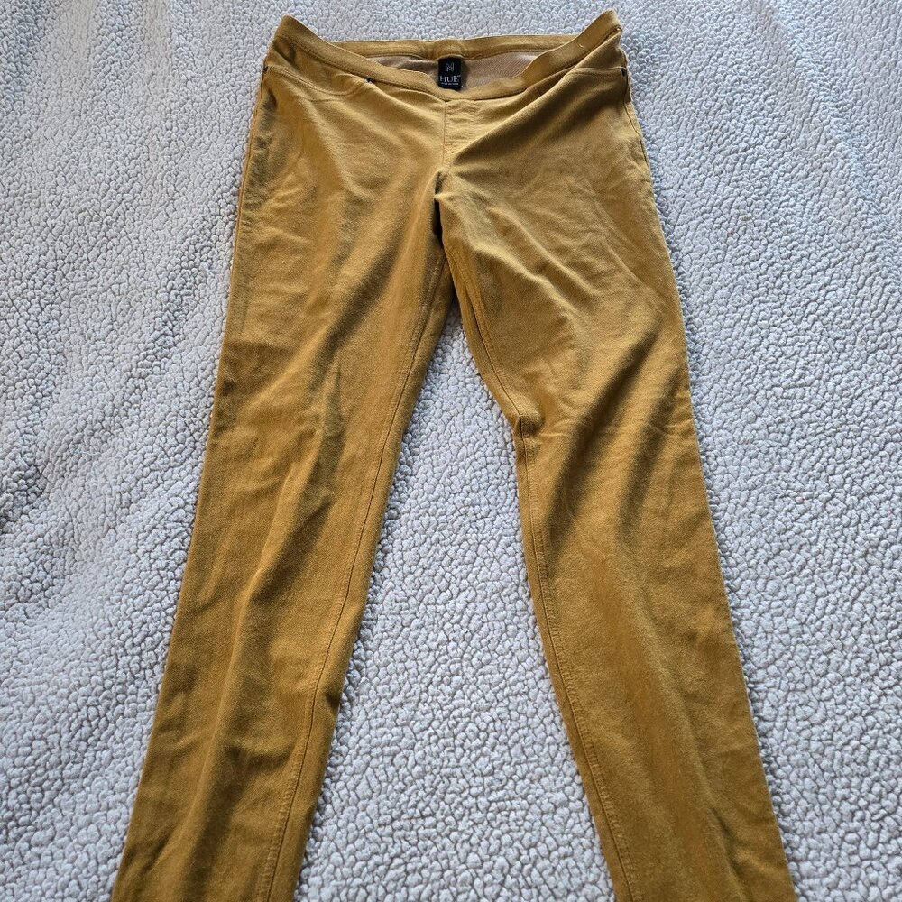 Hue Brand brown/tan jegging-style pants. Size medium